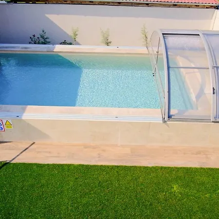 Luxvil بيت للعطل *