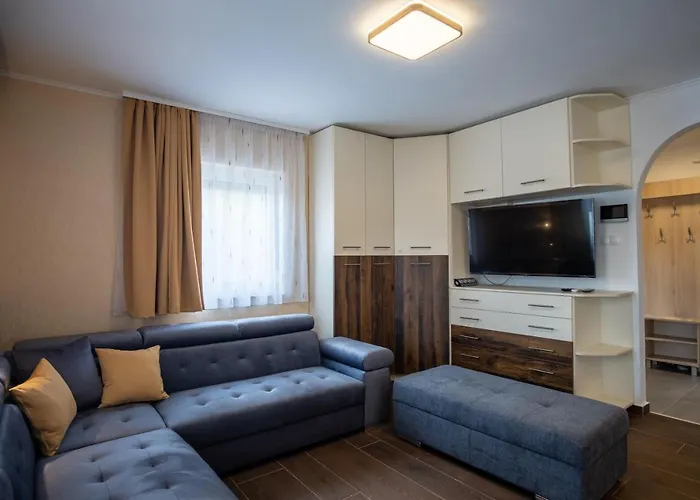 Luxvil * Balatonkeresztúr