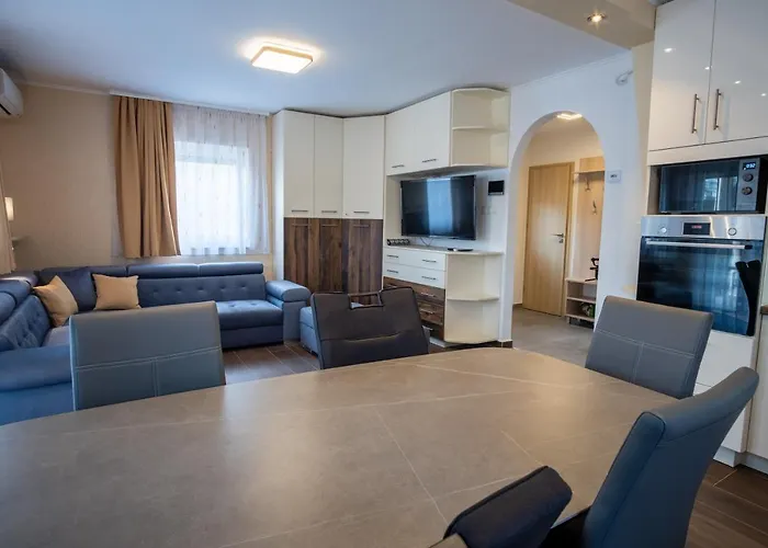 Luxvil * Balatonkeresztúr